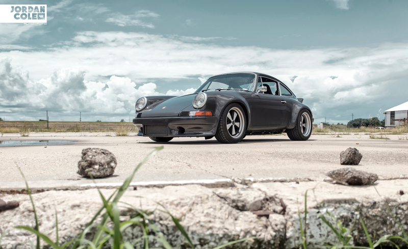 Illustration for article titled Your Ridiculously Awesome Porsche Wallpaper Is HereÂ